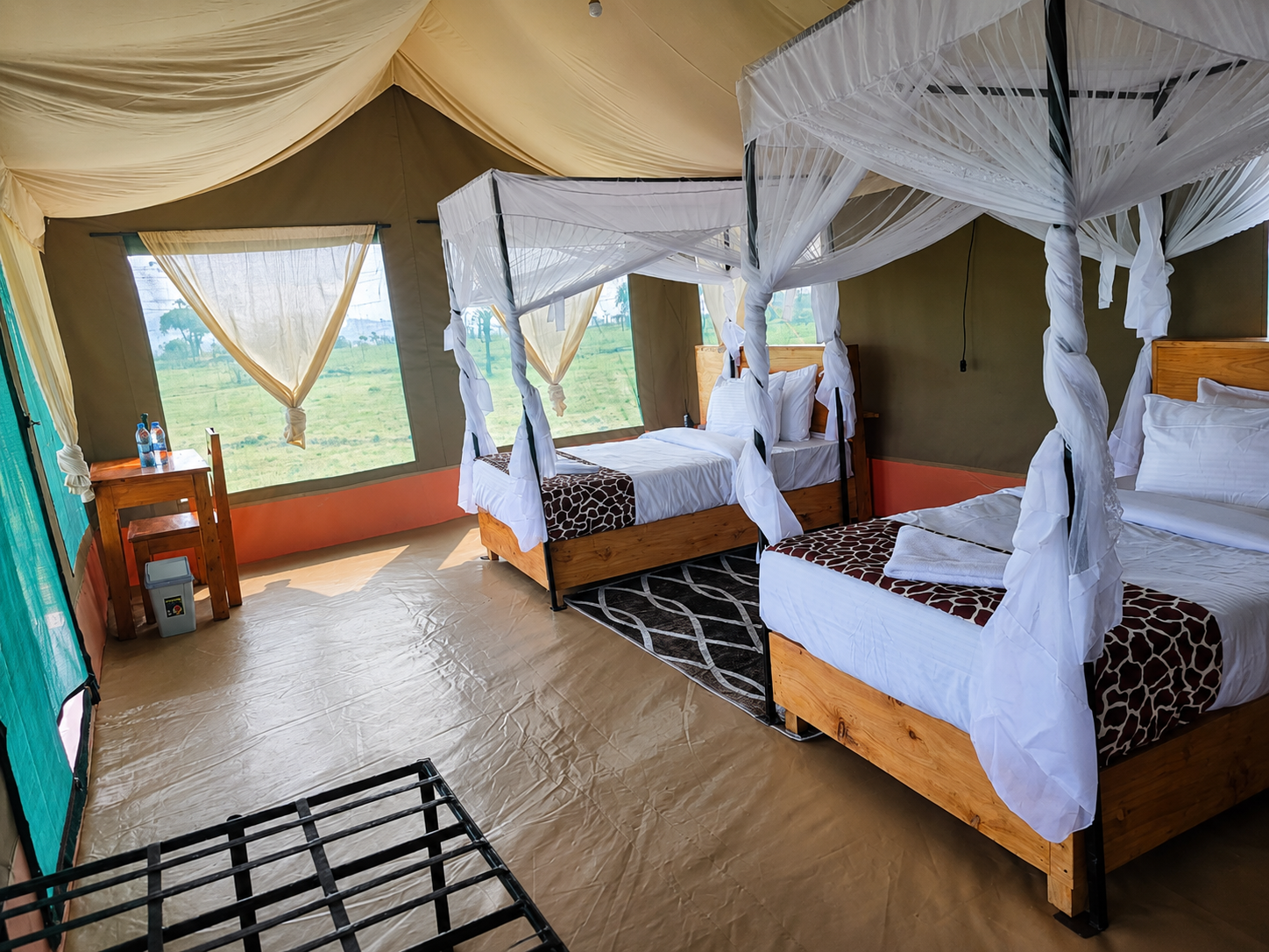 Robin Migration Camp accommodation image 1
