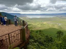 Day 3: Ndutu Area – Ngorongoro Crater Safari – Return to Arusha